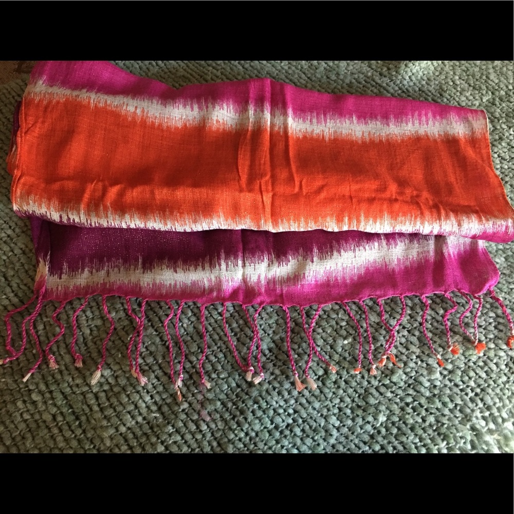 Chico’s tie dye scarf